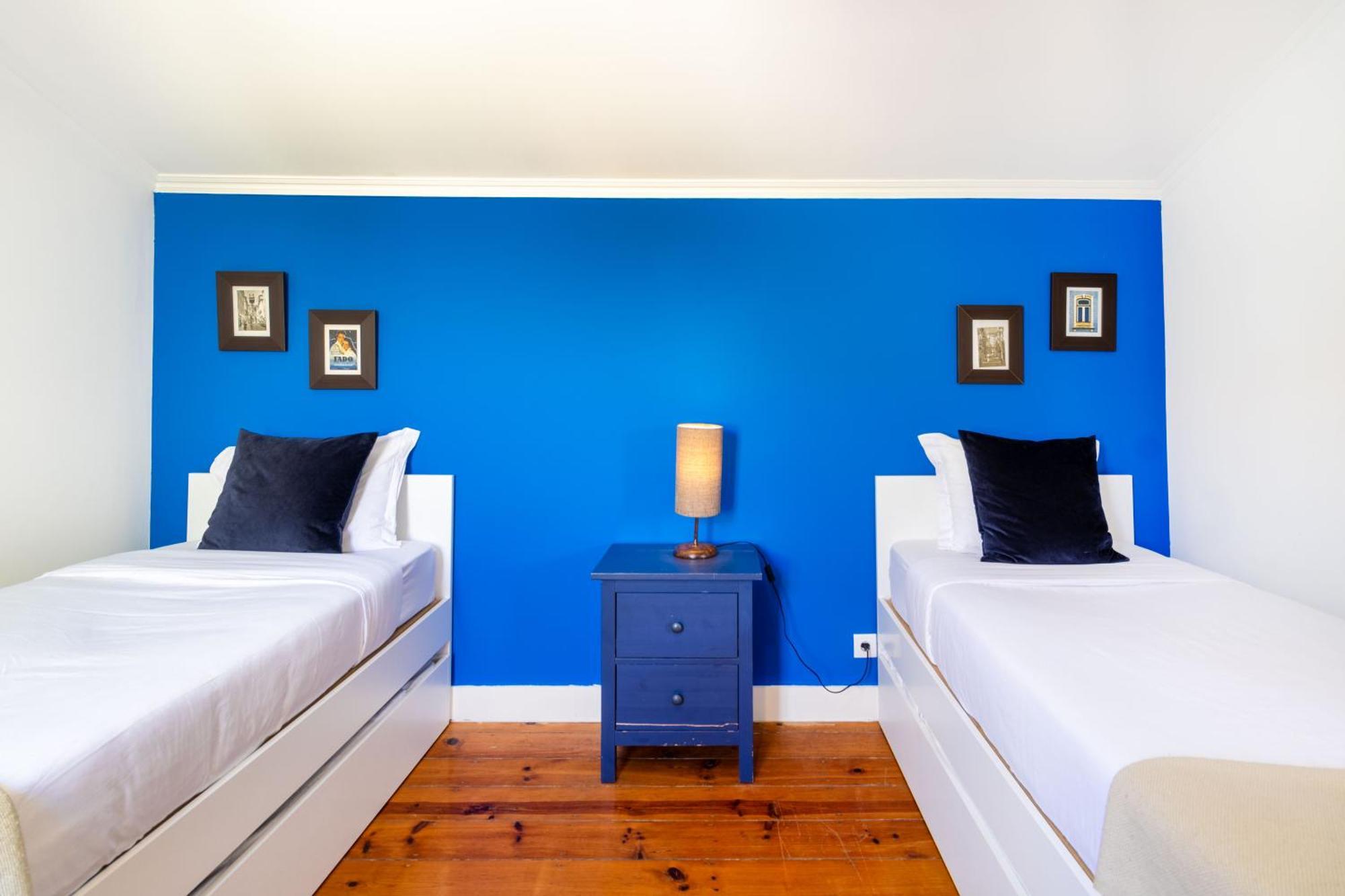 Inglaterra By Central Hill Apartments Lisbon Room photo