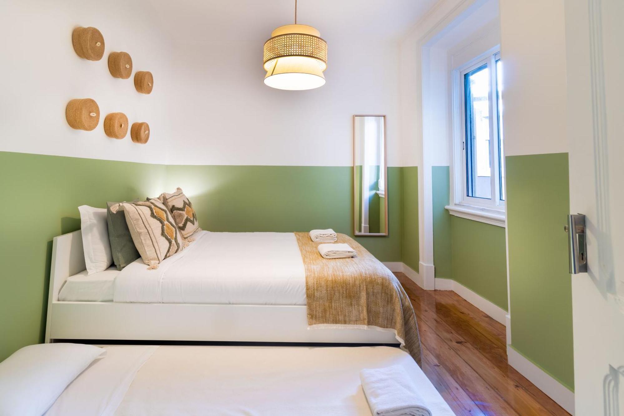 Inglaterra By Central Hill Apartments Lisbon Room photo