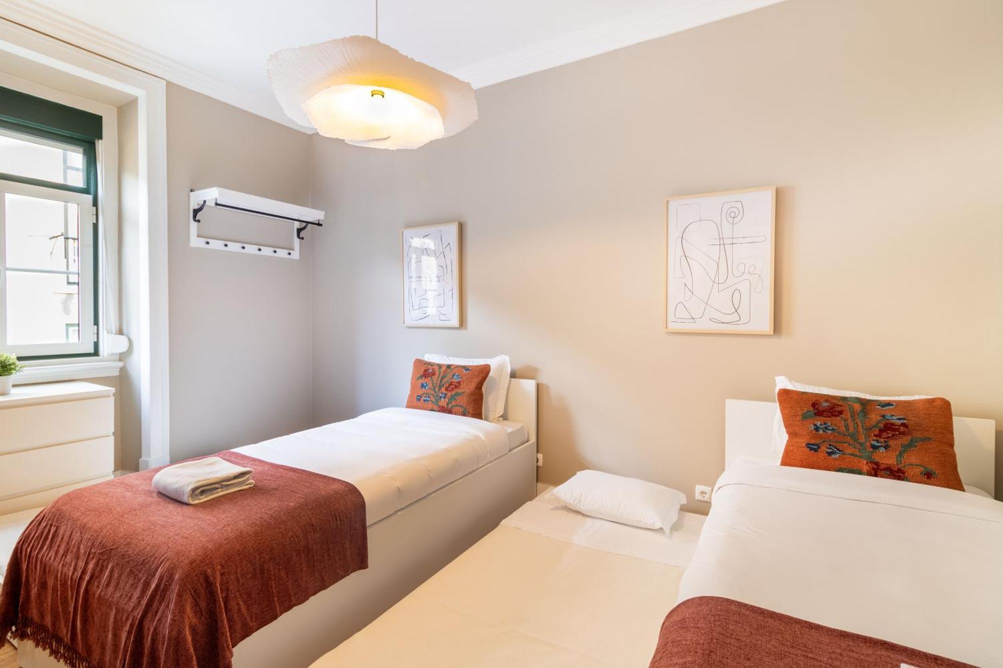 Inglaterra By Central Hill Apartments Lisbon Room photo